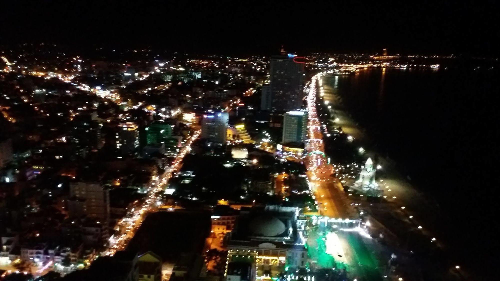 Nha Trang Star Beach Apartments Esterno foto